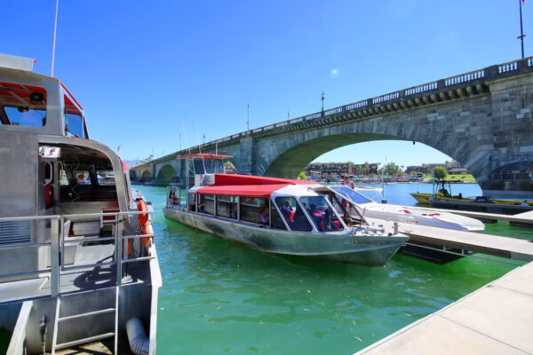 London Bridge Jet Boat Tours